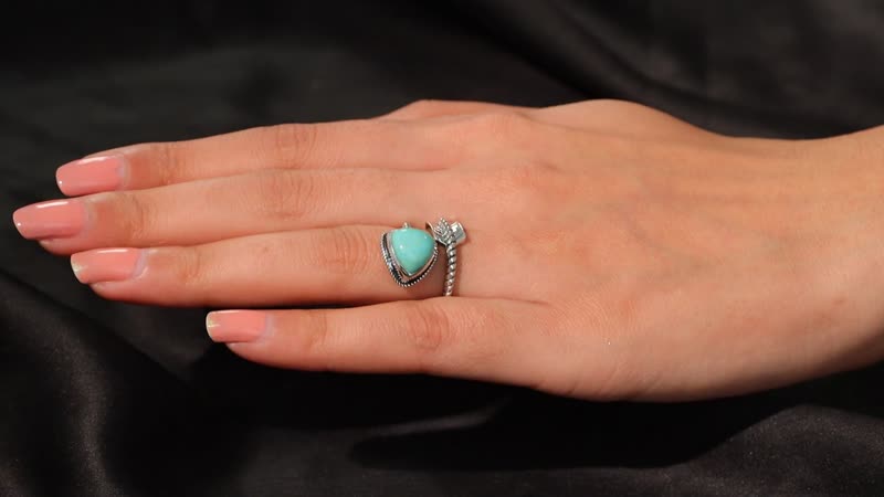 Artisan Crafted Royston Turquoise 3.30 ctw Arrow Ring in Sterling Silver (Size 10.0)