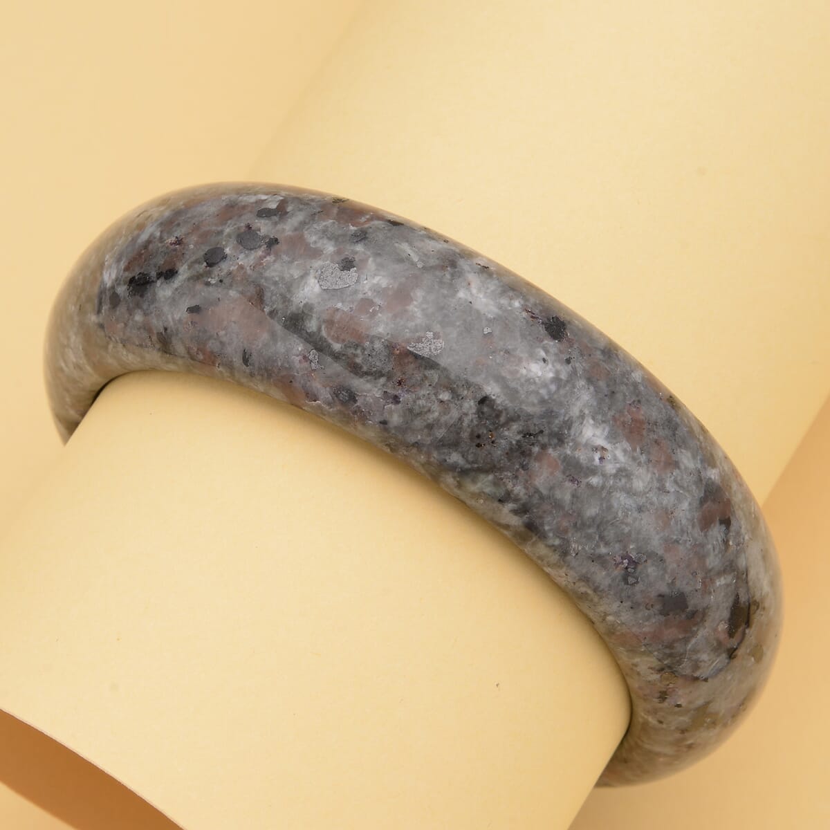 Natural Yooperlite 310.00 ctw Bangle Bracelet (6.75 In) with Free UV Flash Light image number 1