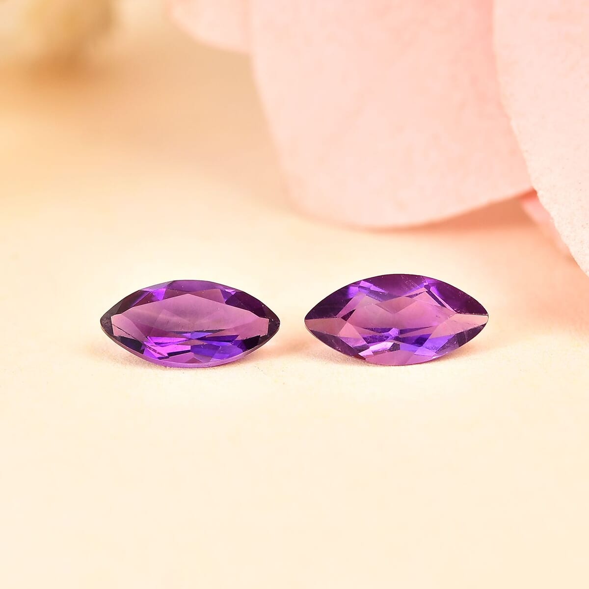African Amethyst (Mrq 8x4 mm) 0.91 ctw image number 1