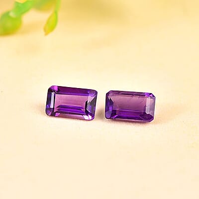AAA African Amethyst (Oct 5x3 mm) 0.55 ctw
