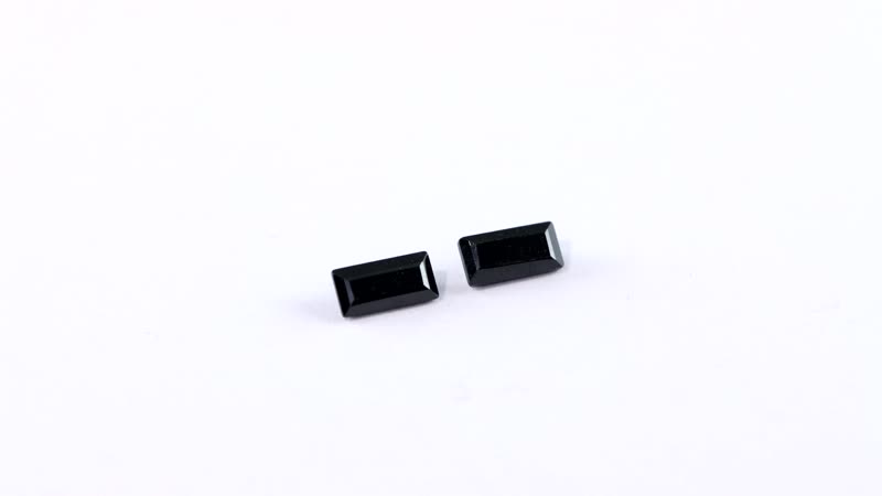 Thai Black Spinel Set of 2 (Bgt 6x3 mm) 0.94 ctw