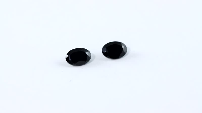 Thai Black Spinel Set of 2 (Ovl 6x4 mm) 1.07 ctw