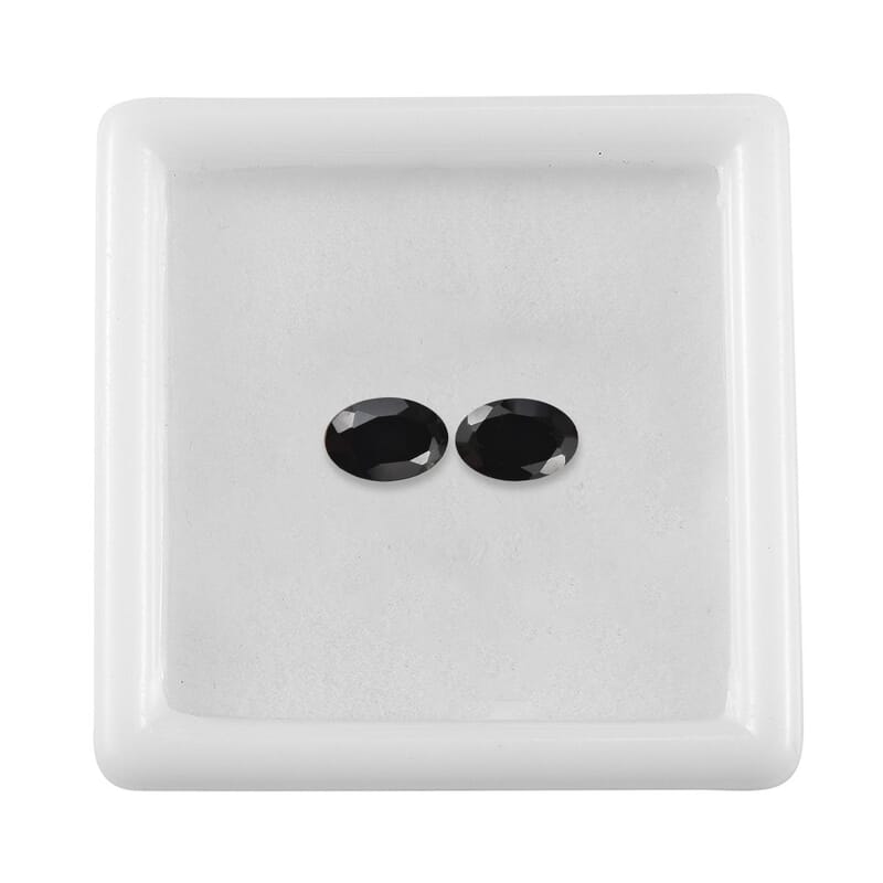 Thai Black Spinel Set of 2 (Ovl 6x4 mm) 1.07 ctw