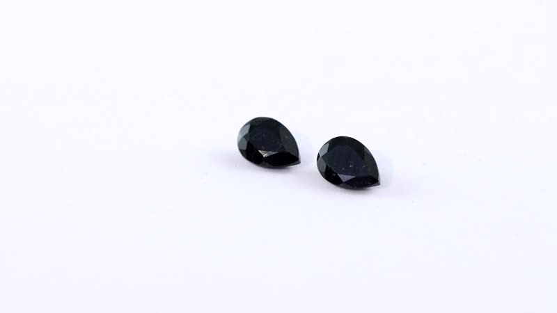 Australian Black Tourmaline Set of 2 (Pear 7x5 mm) 1.31 ctw