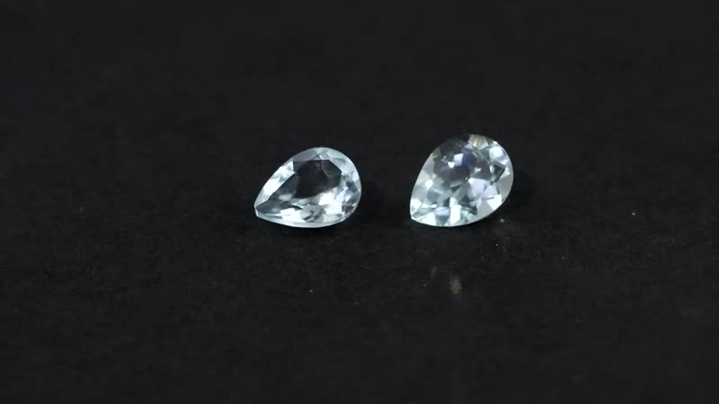 Goshenite Set of 2 (Pear 8x6 mm) 1.60 ctw