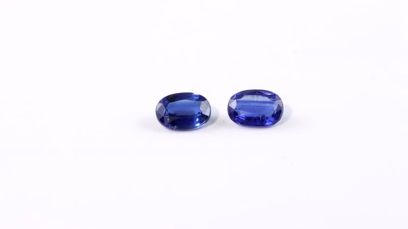AA Kashmir Kyanite Set of 2 (Ovl 7x5 mm) 1.84 ctw