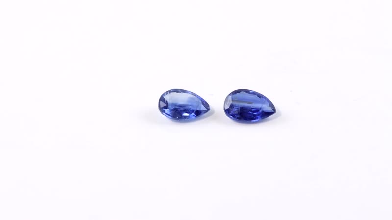 Kashmir Kyanite Set of 2 (Pear 7x5 mm) 1.43 ctw