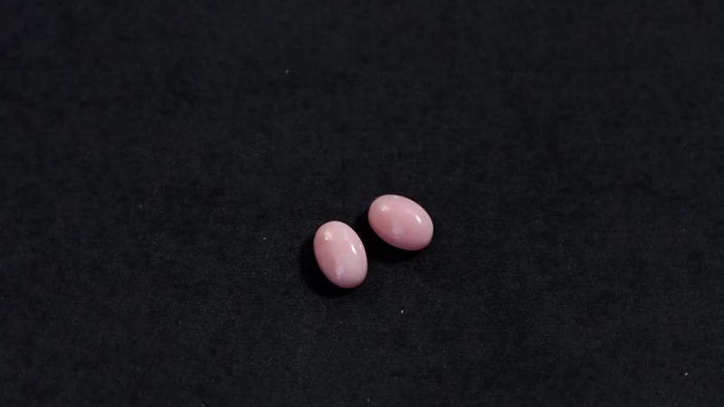 Peach Opal Set of 2 (Ovl 6x4 mm) 0.56 ctw