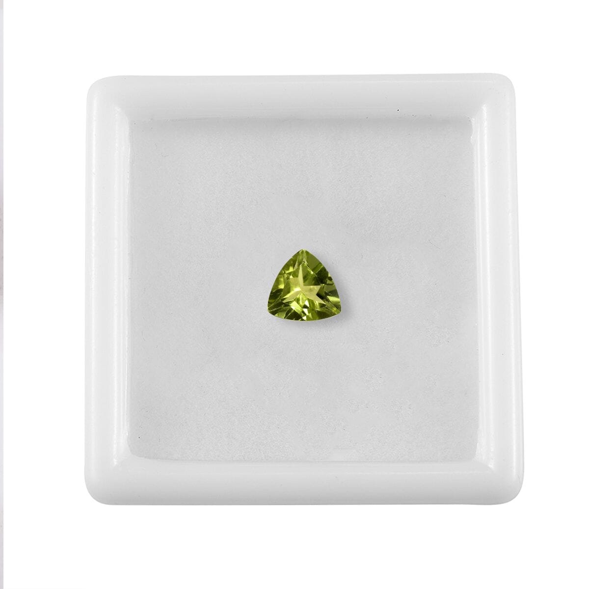 Hebei Peridot (Trl 7 mm) 1.06 ctw image number 2
