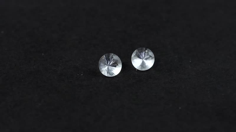 Petalite Set of 2 (Rnd 5 mm) 0.78 ctw