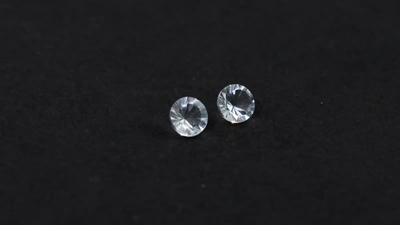 Petalite Set of 2 (Rnd 5 mm) 0.81 ctw