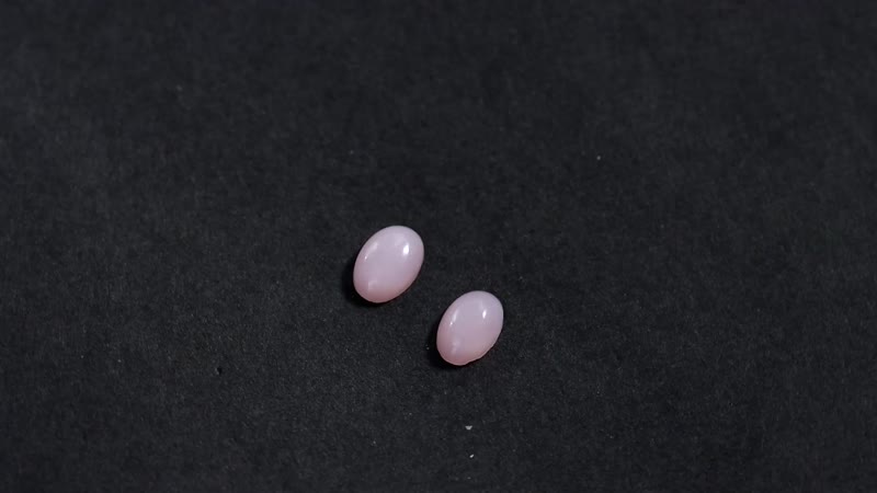 Peruvian Pink Opal Set of 2 (Ovl 6x4 mm) 0.66 ctw