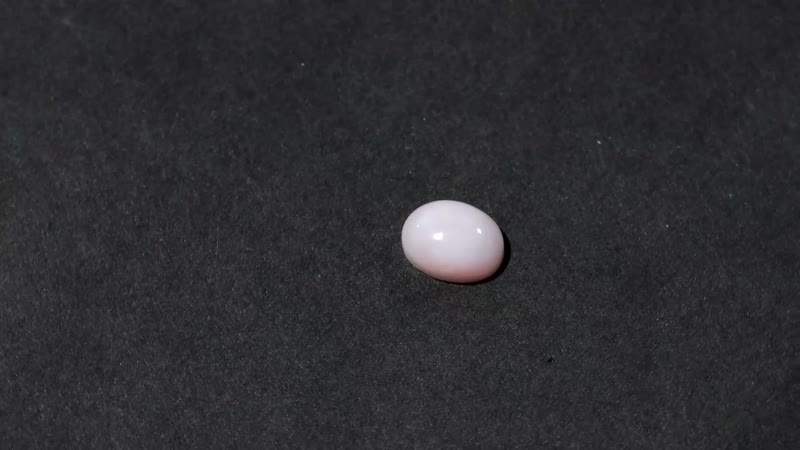 Peruvian Pink Opal (Ovl 8x6 mm) 0.93 ctw