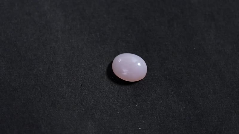 Peruvian Pink Opal (Ovl 9x6 mm) 1.20 ctw