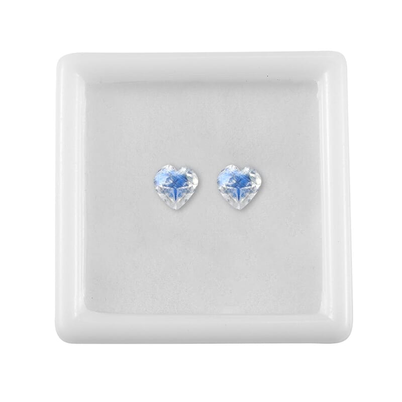 AA Rainbow Moonstone Set of 2 (Heart 6 mm) 1.29 ctw