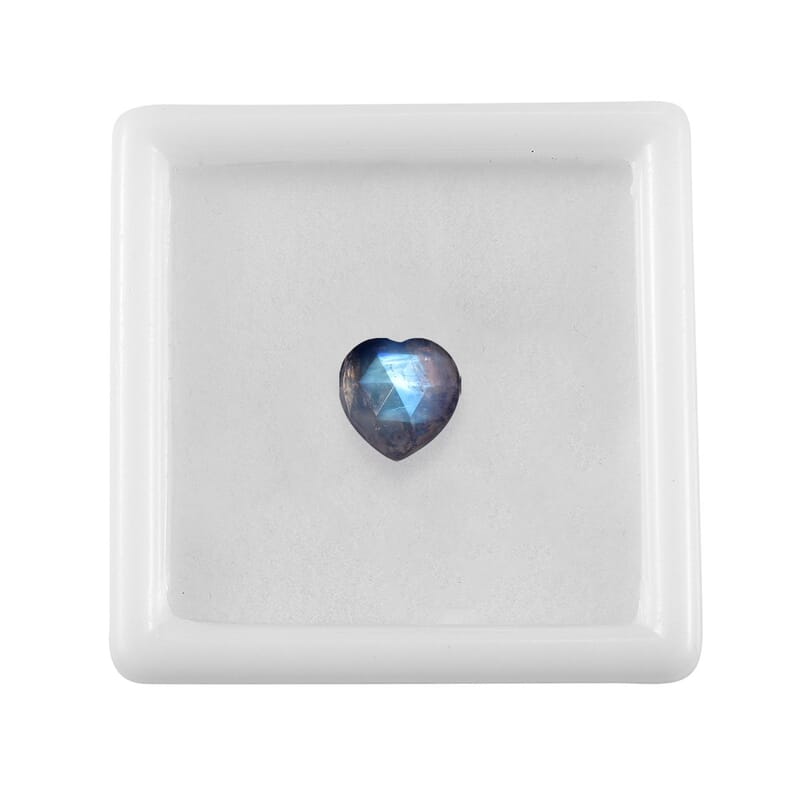 AA Rainbow Moonstone (Heart 8 mm) 1.92 ctw