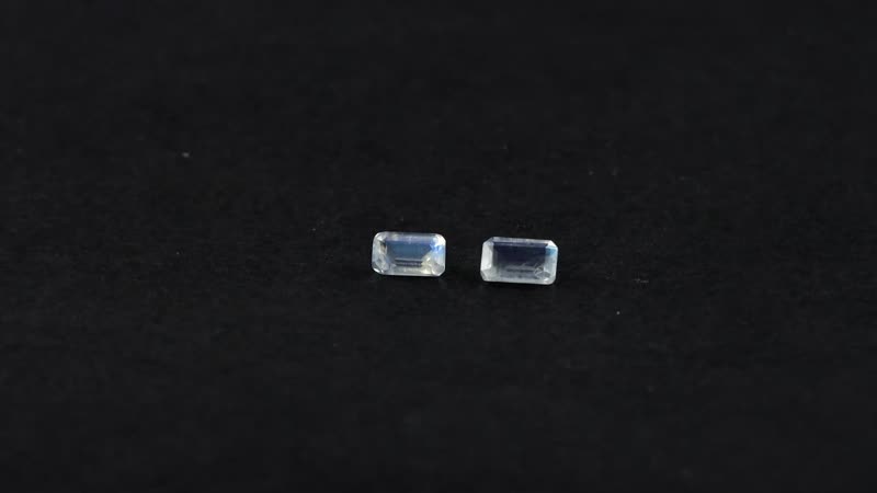AAA Rainbow Moonstone Set of 2 (Oct 5x3 mm) 0.41 ctw