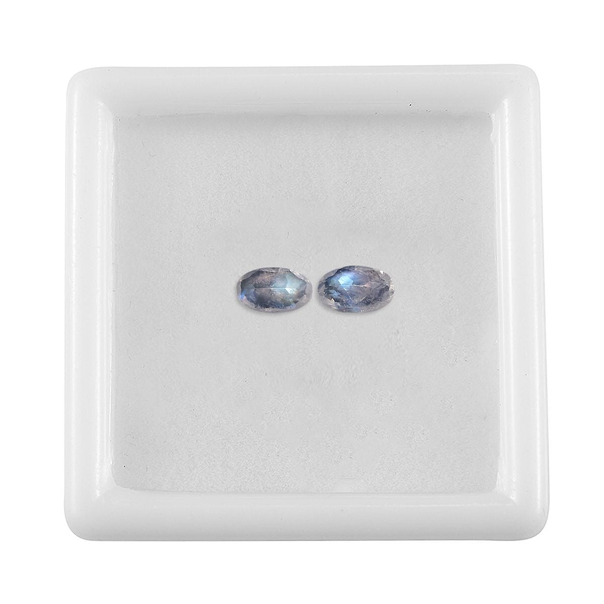 AA Rainbow Moonstone Set of 2 (Oval 5x3 mm) 0.42 ctw
