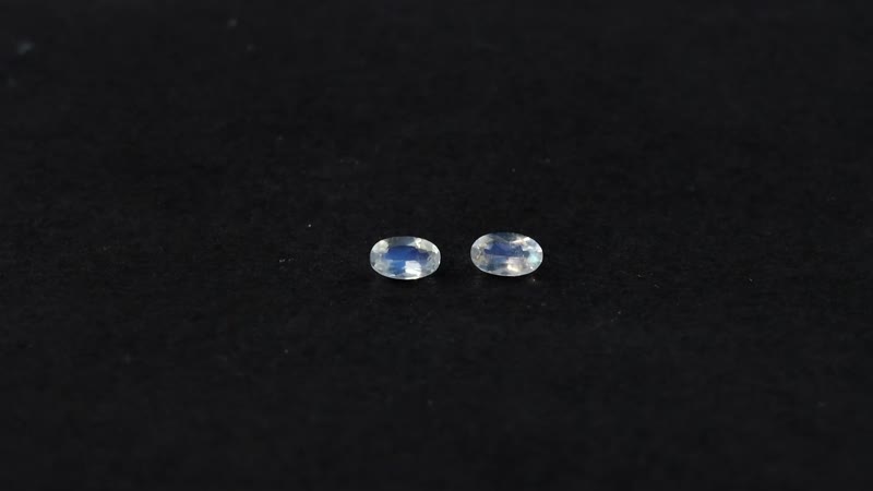 AAA Rainbow Moonstone Set of 2 (Oval 5x3 mm) 0.38 ctw