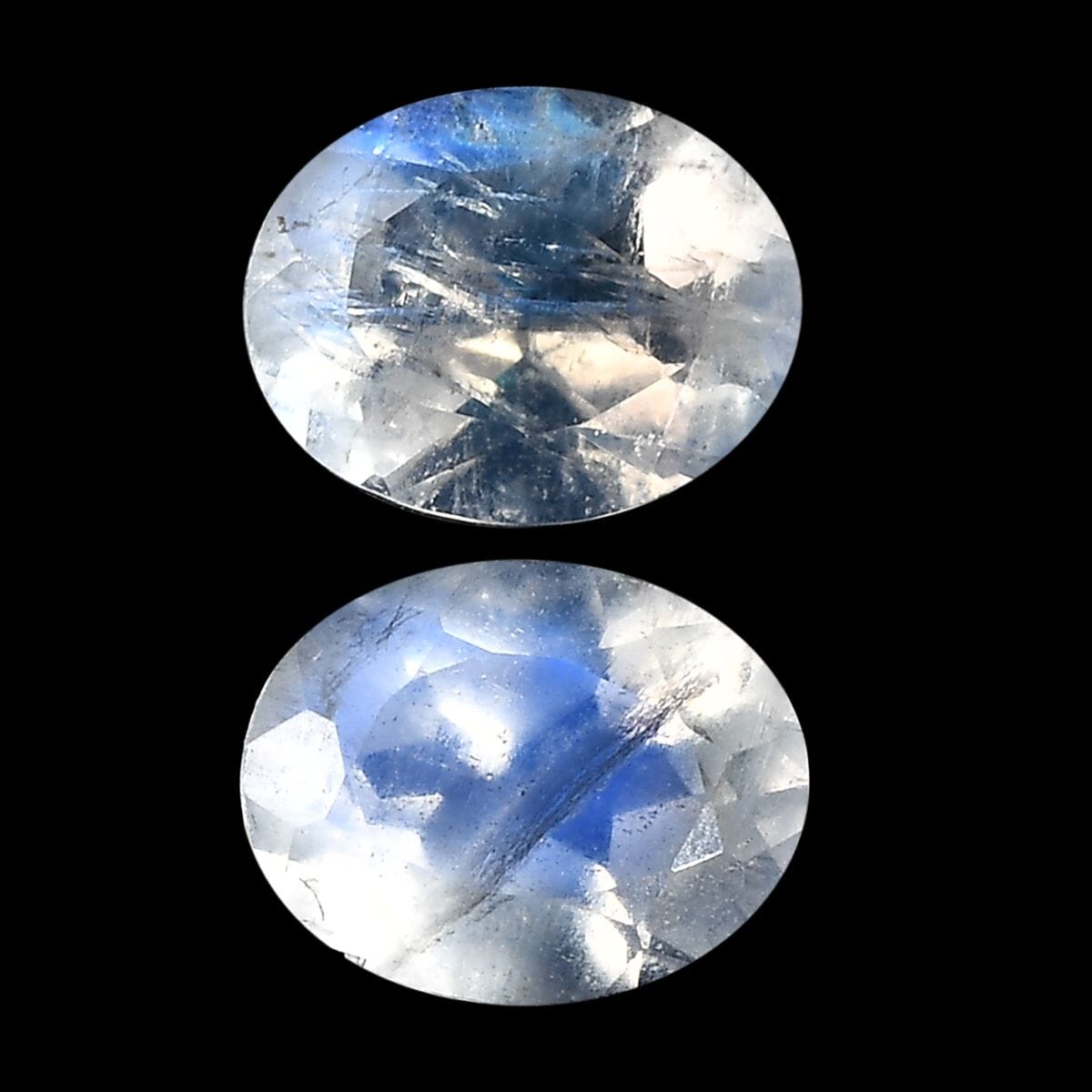 AA Rainbow Moonstone Set of 2 (Oval 5x4 mm) 0.61 ctw image number 0