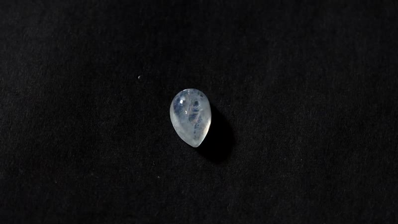Rainbow Moonstone (Pear 10x7 mm) 1.94 ctw