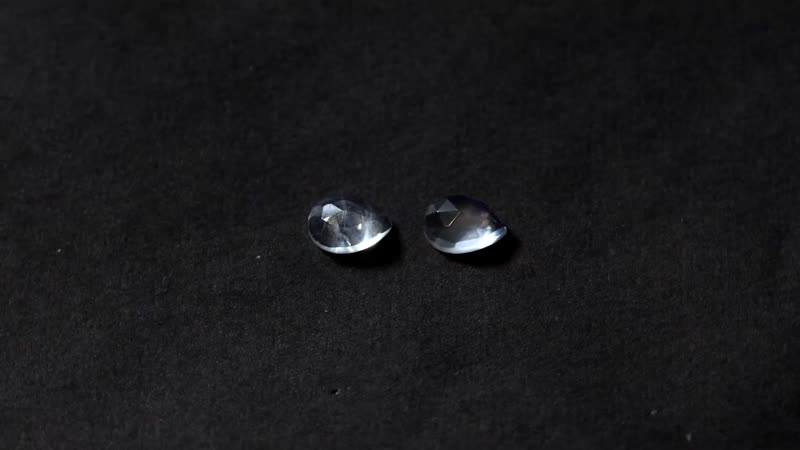 AAA Rainbow Moonstone Set of 2 (Pear 7x5 mm) 1.40 ctw