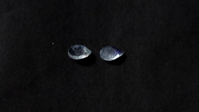 AA Rainbow Moonstone Set of 2 (Pear 8x5 mm) 1.65 ctw
