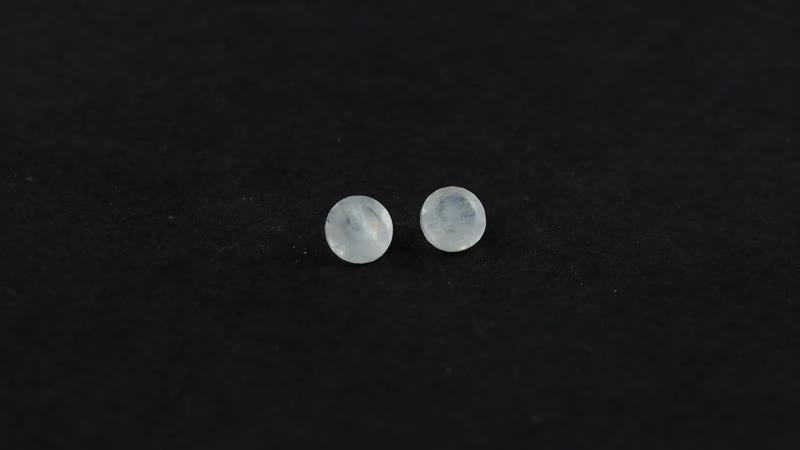 Rainbow Moonstone Set of 2 (Rnd 5 mm) 0.96 ctw