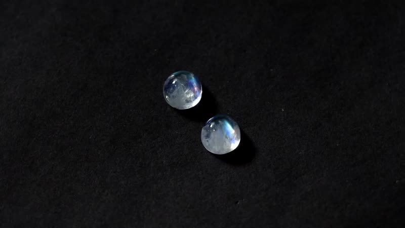 AA Rainbow Moonstone Set of 2 (Rnd 6.5 mm) 2.48 ctw