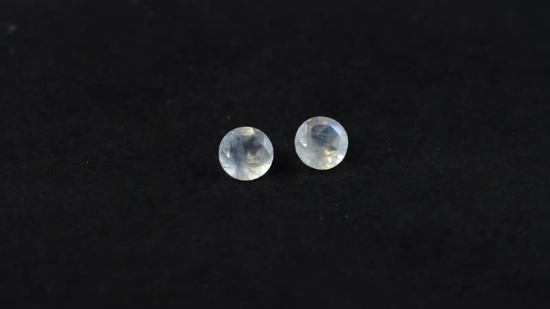 AAA Rainbow Moonstone Set of 2 (Rnd 6 mm) 1.55 ctw Loose Gemstone