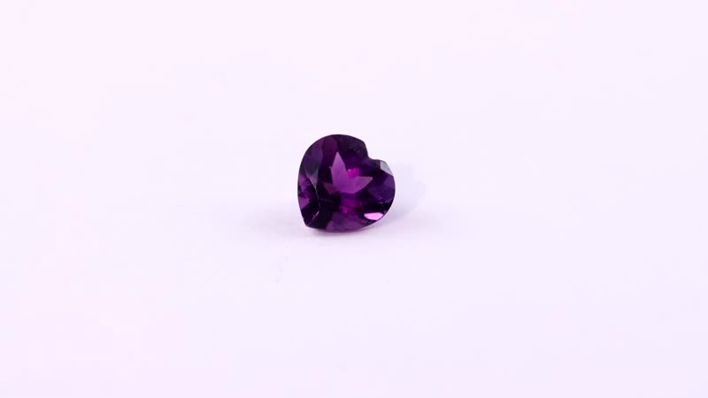 AAA African Amethyst (Hrt 8 mm) 1.34 ctw