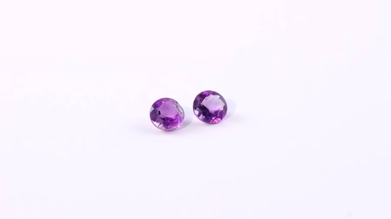 African Amethyst (Rnd 5 mm) 0.74 ctw