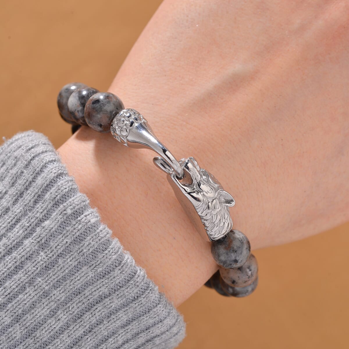 Natural Yooperlite 130.00 ctw 10mm Beaded Panther Bracelet in Stainless S (7.50 In) with Free UV Flash Light  image number 1