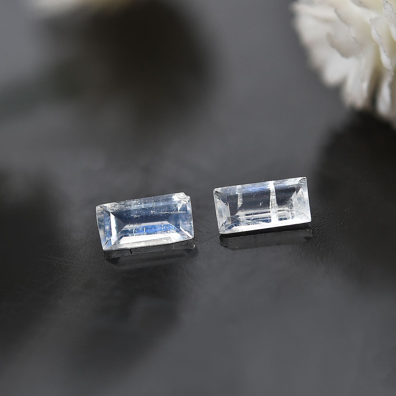 Default Title - Product card gallery slide 2 (10145951547675)