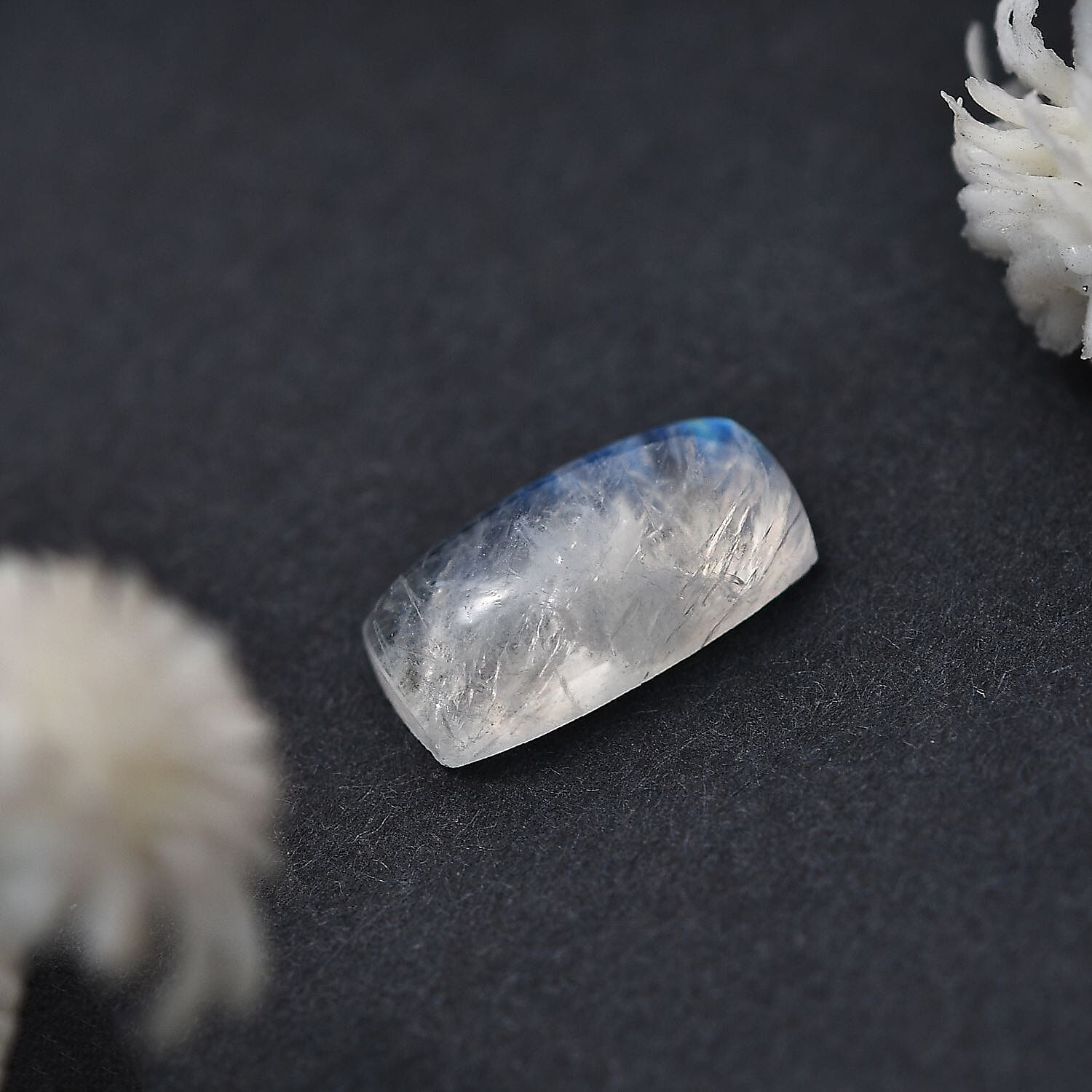 Rainbow Moonstone (Cush 10x5 mm) 1.30 ctw