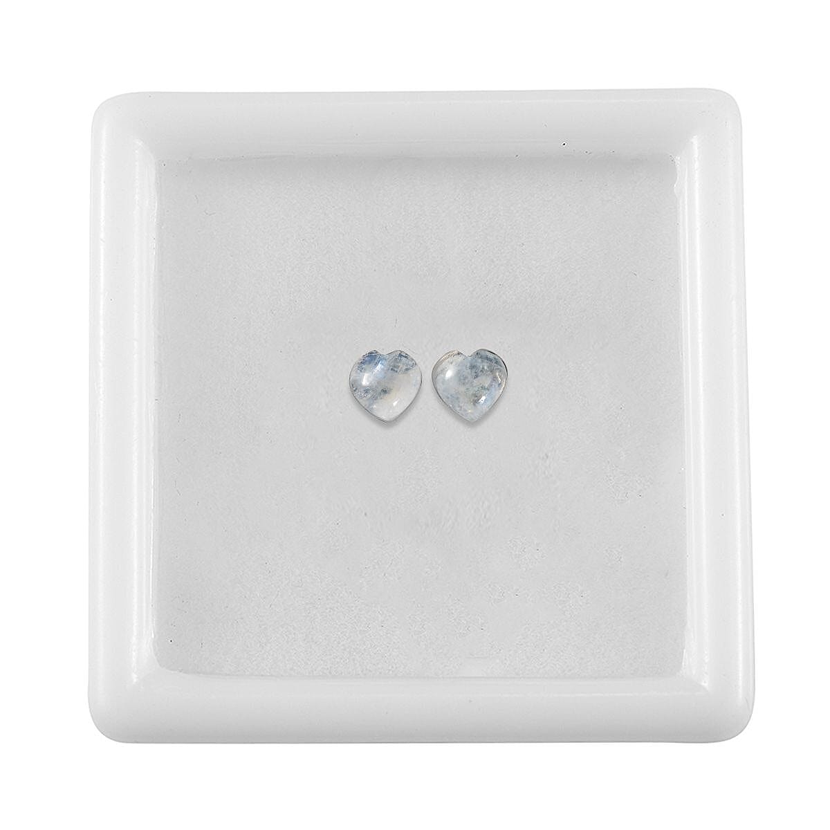 Rainbow Moonstone (Hrt 5 mm) 1.01 ctw