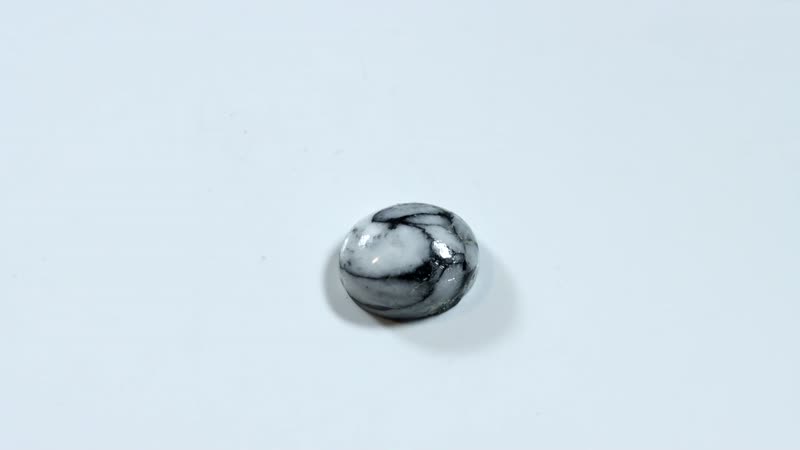 Austrian Pinolith (Oval 12x10 mm) 5.01 ctw