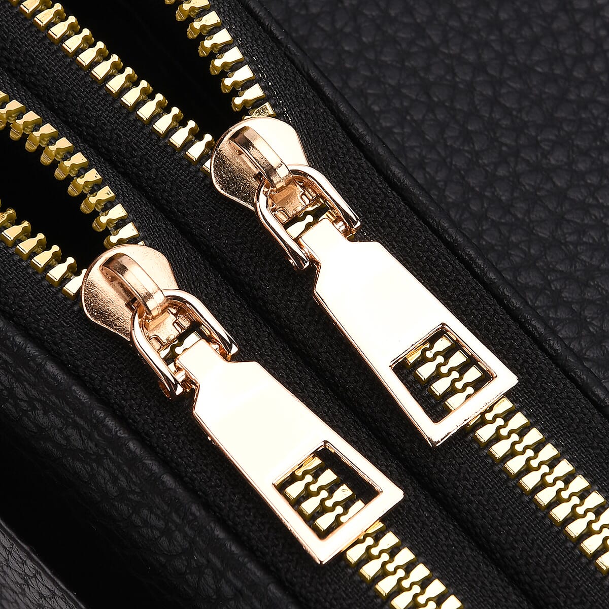 Black Solid Faux Leather Crossbody Wallet with Shoulder Strap image number 6