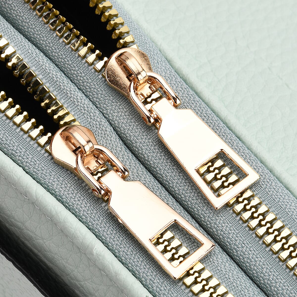 Mint Green Solid Faux Leather Crossbody Wallet with Shoulder Strap image number 6