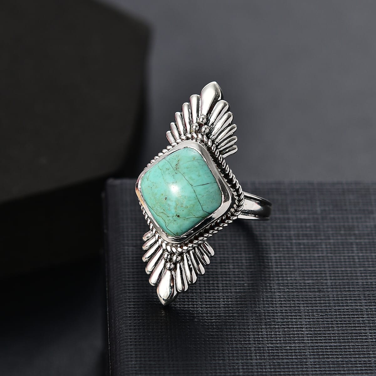 D'Joy Artisan Crafted Royston Turquoise 5.80 ctw Feather Ring in Sterling Silver (Size 7.0) image number 1