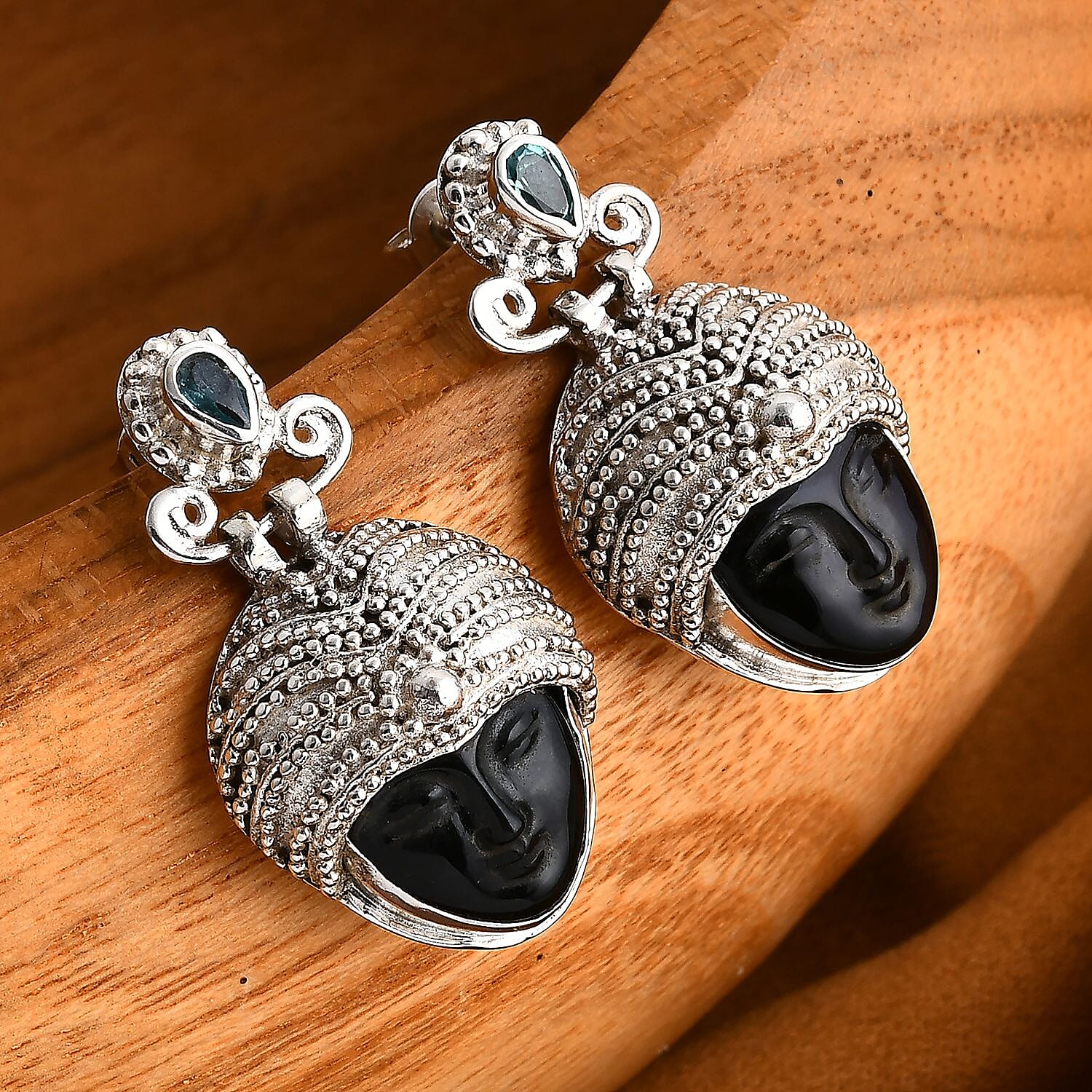 Default Title - Product card gallery slide 2 (10145957151003)