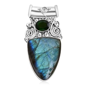 Sajen Silver Malagasy Labradorite and Chrome Diopside 26.30 ctw Pendant without Chain in Sterling Silver