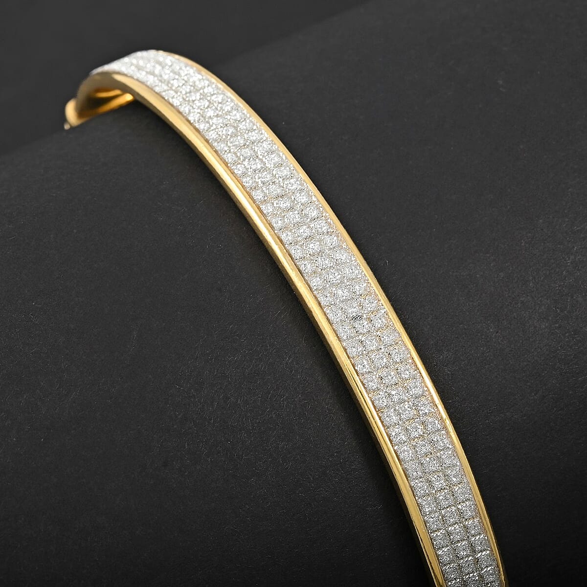 Stardust Bangle Bracelet in 14K Yellow Gold Over Sterling Silver (7.50 In) 13.50 Grams image number 1