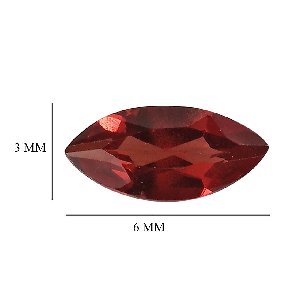 Mozambique Garnet Set of 2 (Mrq 6x3 mm) 0.47 ctw