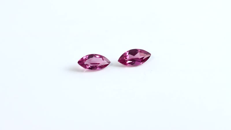 Orissa Rhodolite Garnet Set of 2 (Mrq 8x4 mm) 1.06 ctw