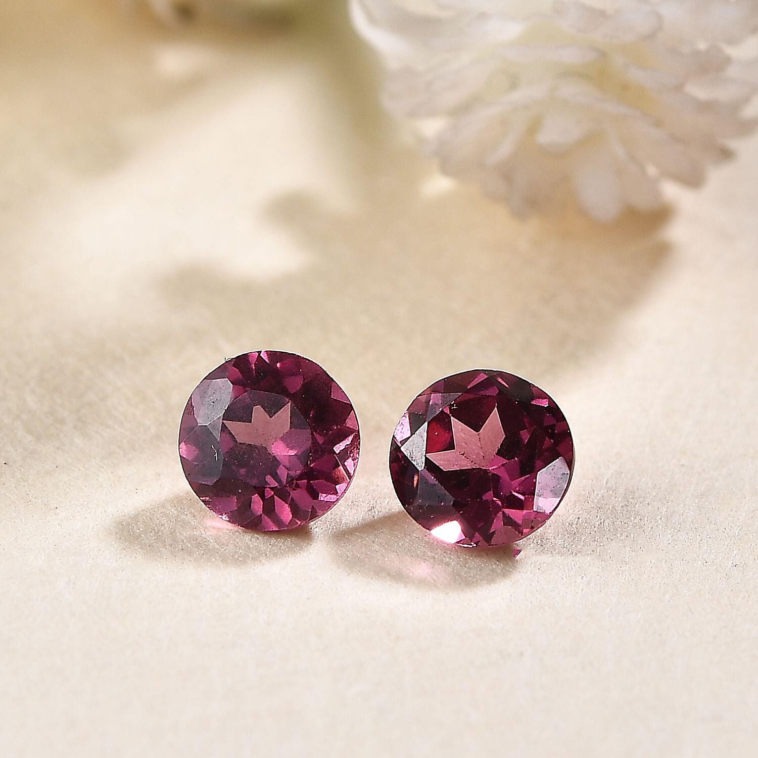 Default Title - Product card gallery slide 2 (10145947484443)