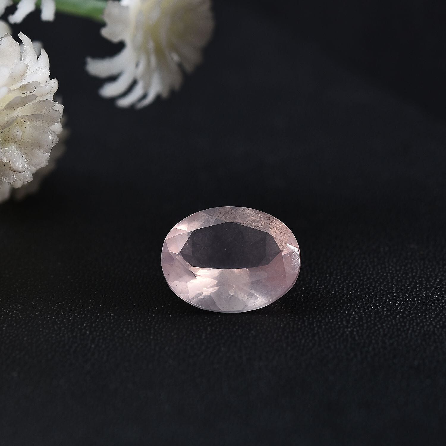 AA Galilea Rose Quartz (Oval 10x8 mm) 2.21 ctw