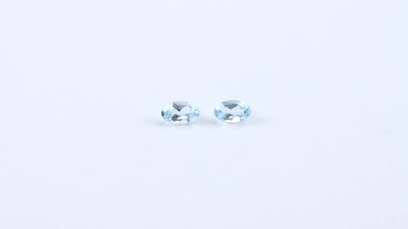 Sky Blue Topaz Set of 2 (Oval 5x3 mm) 0.49 ctw