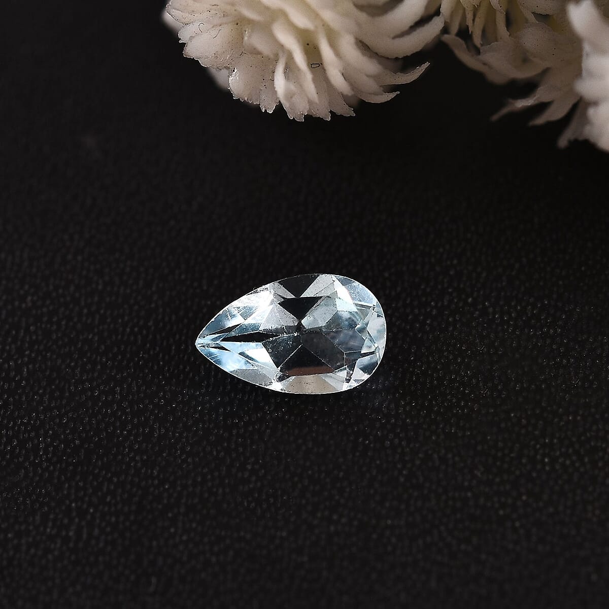 Sky Blue Topaz (Pear 8x5 mm) 0.83 ctw Loose Gemstone image number 1
