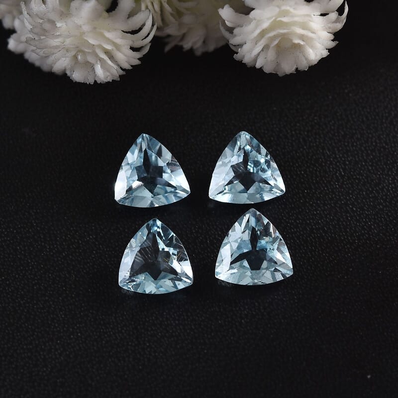 Sky Blue Topaz Set of 4 (Trl 7 mm) 4.46 ctw Loose Gemstone